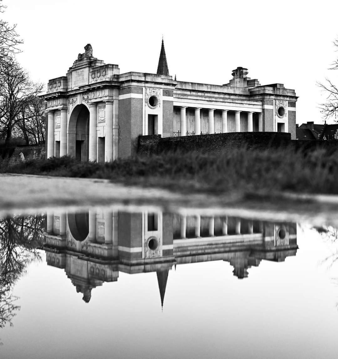 The Carmelite Apartment Ипер Екстериор снимка