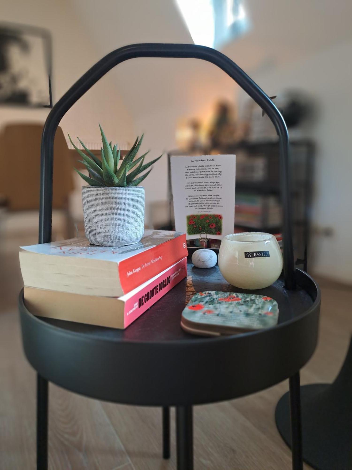The Carmelite Apartment Ипер Екстериор снимка