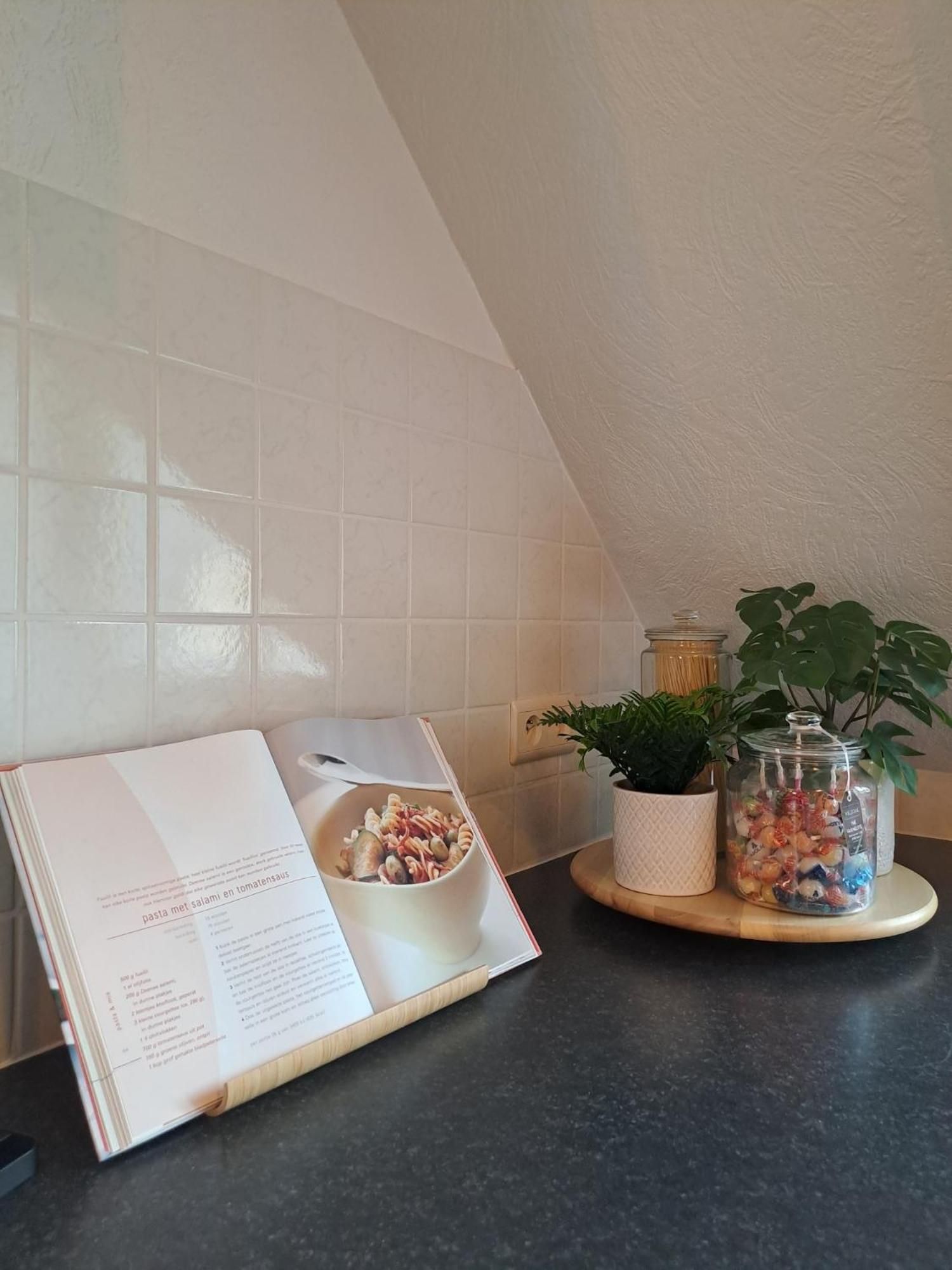 The Carmelite Apartment Ипер Екстериор снимка