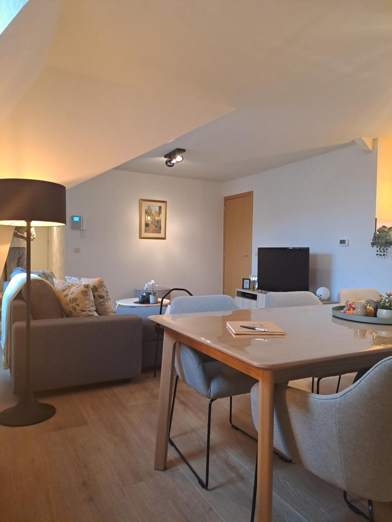 The Carmelite Apartment Ипер Екстериор снимка