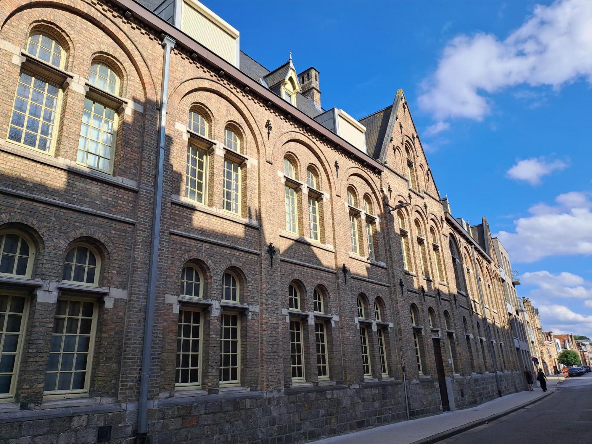 The Carmelite Apartment Ипер Екстериор снимка